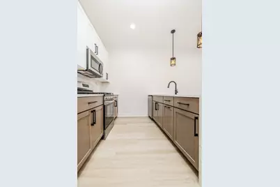1052 N Central Park Avenue, Chicago, IL 60651 - Photo 12