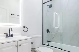 1052 N Central Park Ave, Chicago, IL 60651 - Photo 34