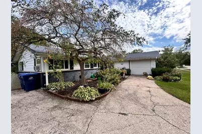 227 Wellesley Lane, Schaumburg, IL 60193 - Photo 2