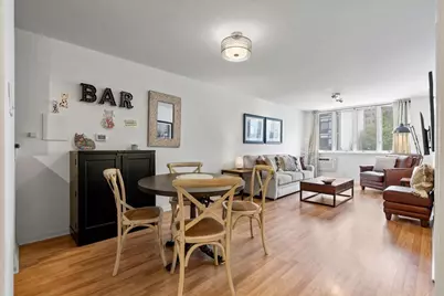 1419 N State Parkway #603, Chicago, IL 60610 - Photo 6