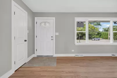 7917 W 111th Street, Palos Hills, IL 60465 - Photo 8