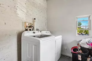 3501 W Walnut St, Chicago, IL 60624 - Photo 12