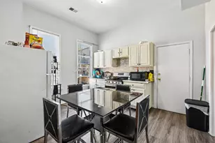 3501 W Walnut St, Chicago, IL 60624 - Photo 8