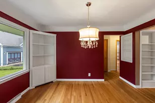 27 Francis Ave, Crystal Lake, IL 60014 - Photo 4