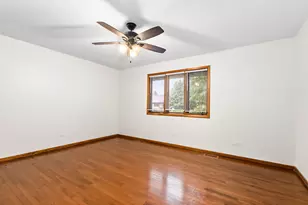8316 Ashley Ln, Tinley Park, IL 60477 - Photo 12
