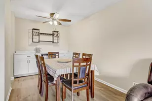 1206 S New Wilke Rd, Arlington Heights, IL 60005 - Photo 8
