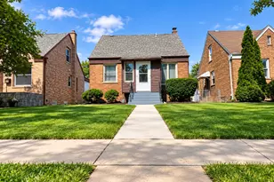 11346 S Ave G St, Chicago, IL 60617 - Photo 1