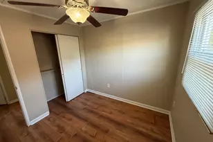 225 Nippert Ave, Romeoville, IL 60446 - Photo 10