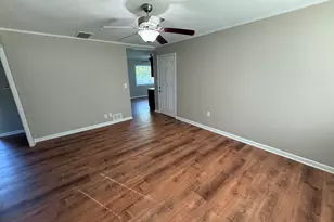 225 Nippert Ave, Romeoville, IL 60446 - Photo 2