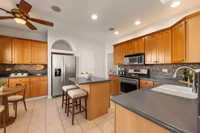 16146 Huron Street, Crest Hill, IL 60403 - Photo 10