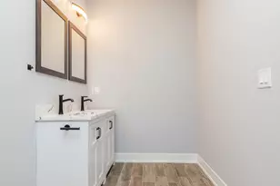 6334 S Langley Ave, Chicago, IL 60637 - Photo 8