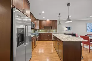 1921 W Diversey Pkwy, Chicago, IL 60614 - Photo 8