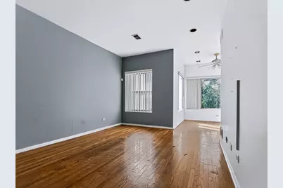 1942 E 72nd Place #2A, Chicago, IL 60649 - Photo 4
