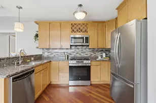 2700 W Cortland Ave, Chicago, IL 60647 - Photo 10