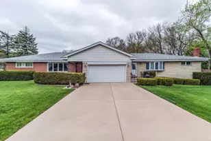 21W146 Tee Ln, Itasca, IL 60143 - Photo 1