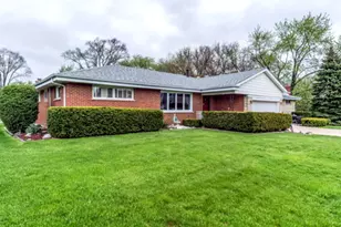 21W146 Tee Ln, Itasca, IL 60143 - Photo 2