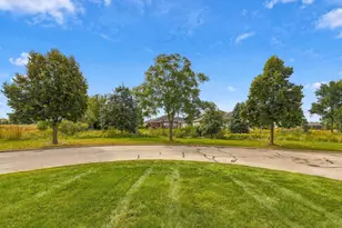 6 Eineke Ct, Algonquin, IL 60102 - Photo 2