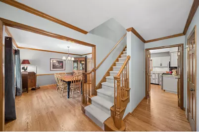 808 Lyndhurst Court, Naperville, IL 60563 - Photo 6