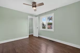 1636 N 75th Ct, Elmwood Park, IL 60707 - Photo 16
