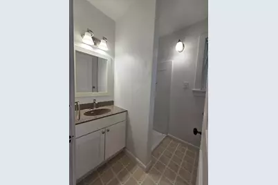 330 W Sycamore Street W #1E, Sycamore, IL 60178 - Photo 12