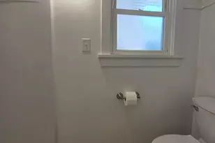 330 W Sycamore Street W, Sycamore, IL 60178 - Photo 14