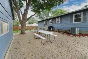 205 S Miller, Clifton, IL 61727 - Photo 26