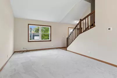 1440 Carleton Avenue, Naperville, IL 60565 - Photo 4