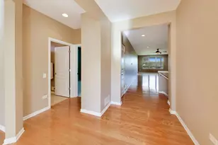 3172 Ravinia Cir, Mundelein, IL 60060 - Photo 4