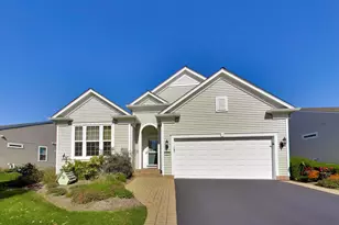 3172 Ravinia Cir, Mundelein, IL 60060 - Photo 2