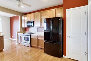 3172 Ravinia Cir, Mundelein, IL 60060 - Photo 14