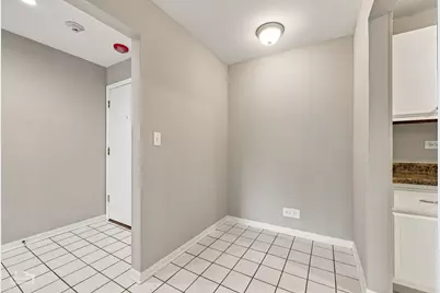 2600 Windsor Mall #3E, Park Ridge, IL 60068 - Photo 10