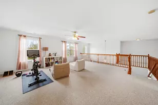 2529 W Autumn Dr, Round Lake, IL 60073 - Photo 12