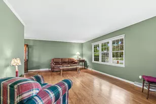 437 Tupelo Ave, Naperville, IL 60540 - Photo 4