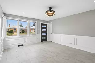 3827 W Hayford St, Chicago, IL 60652 - Photo 4