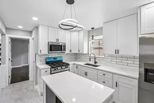 3827 W Hayford St, Chicago, IL 60652 - Photo 10