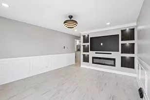3827 W Hayford St, Chicago, IL 60652 - Photo 8