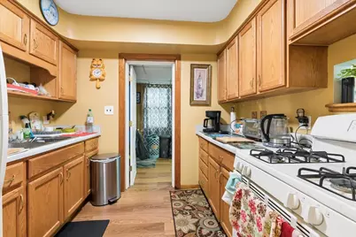 8121 N Ottawa Avenue, Niles, IL 60714 - Photo 22