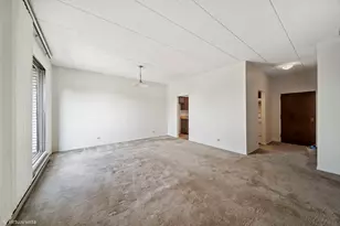 9737 N Fox Glen Dr, Niles, IL 60714 - Photo 10