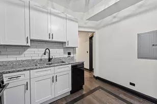 614 N Troy St, Chicago, IL 60612 - Photo 8