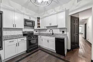 614 N Troy St, Chicago, IL 60612 - Photo 6
