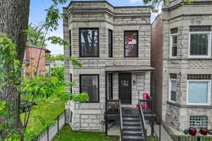 614 N Troy St, Chicago, IL 60612 - Photo 1