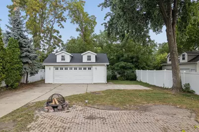 333 E Chicago Avenue, Hinsdale, IL 60521 - Photo 24