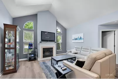 183 Canterbury Court, Bloomingdale, IL 60108 - Photo 6