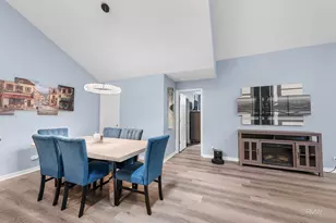 183 Canterbury Ct, Bloomingdale, IL 60108 - Photo 10