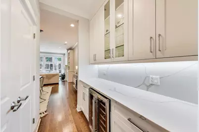 2725 N Wayne Avenue #1, Chicago, IL 60614 - Photo 8