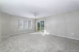 2932 Bartlett Ct, Naperville, IL 60564 - Photo 4