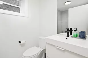 1940 W Superior St, Chicago, IL 60622 - Photo 26