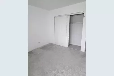 111 Acacia Drive #203, Indian Head Park, IL 60525 - Photo 6