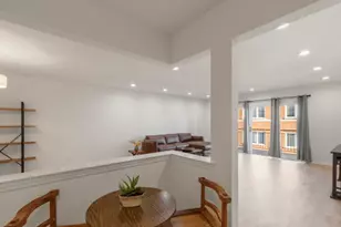 5320 N Lowell Ave, Chicago, IL 60630 - Photo 6