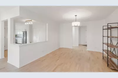 5320 N Lowell Avenue #506, Chicago, IL 60630 - Photo 8